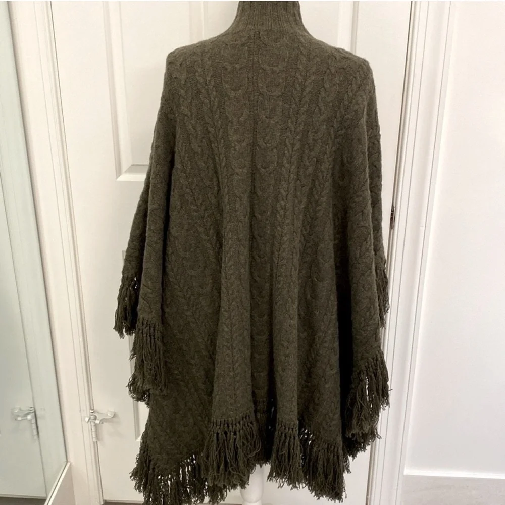 🔵LAUREN RALPH LAUREN Cable Knit Fringe Poncho - Picture 5 of 5